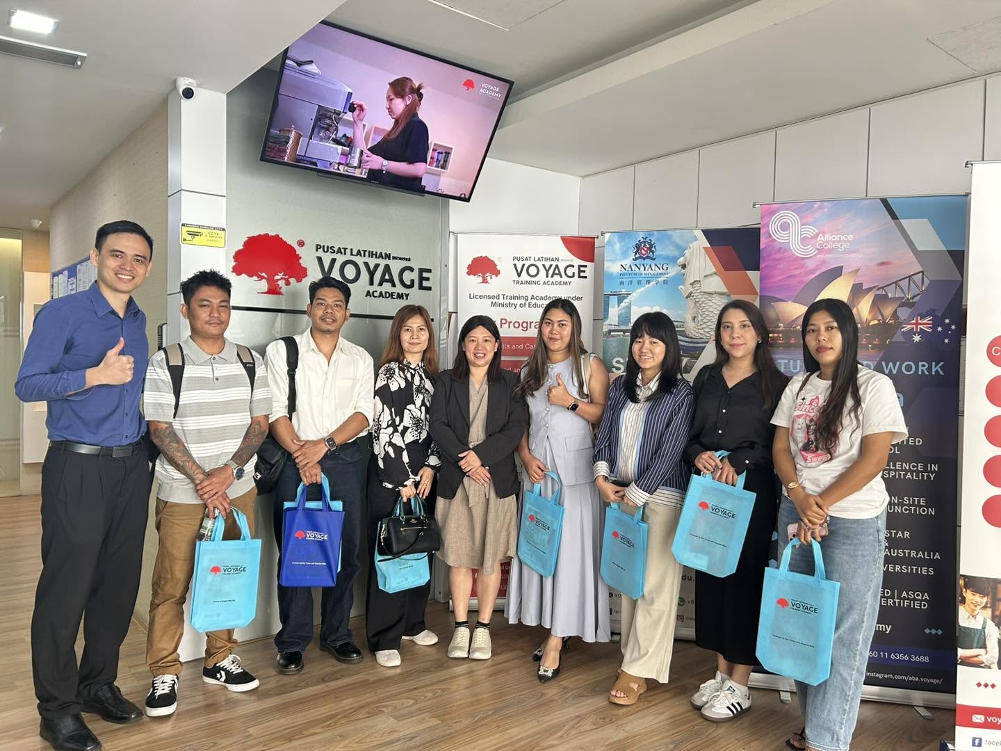 Go Go Hankuk Company and MISO Myanmar Education Centre 1