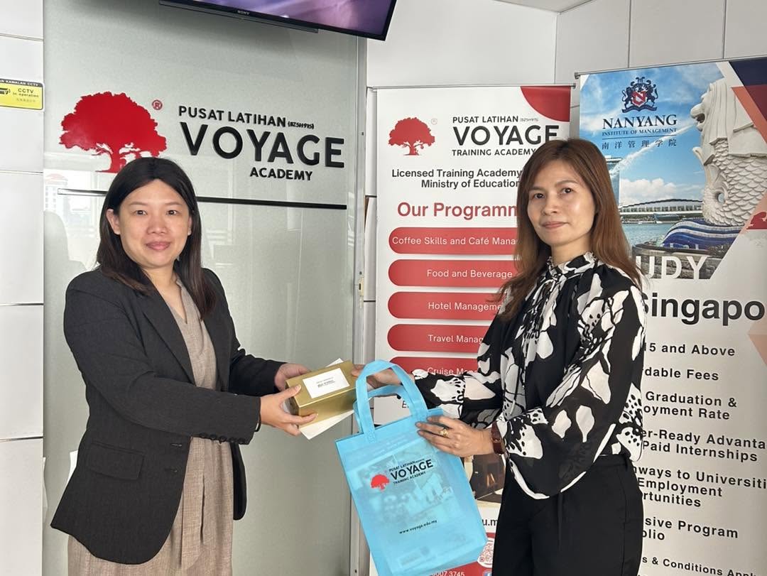 Go Go Hankuk Company and MISO Myanmar Education Centre 2
