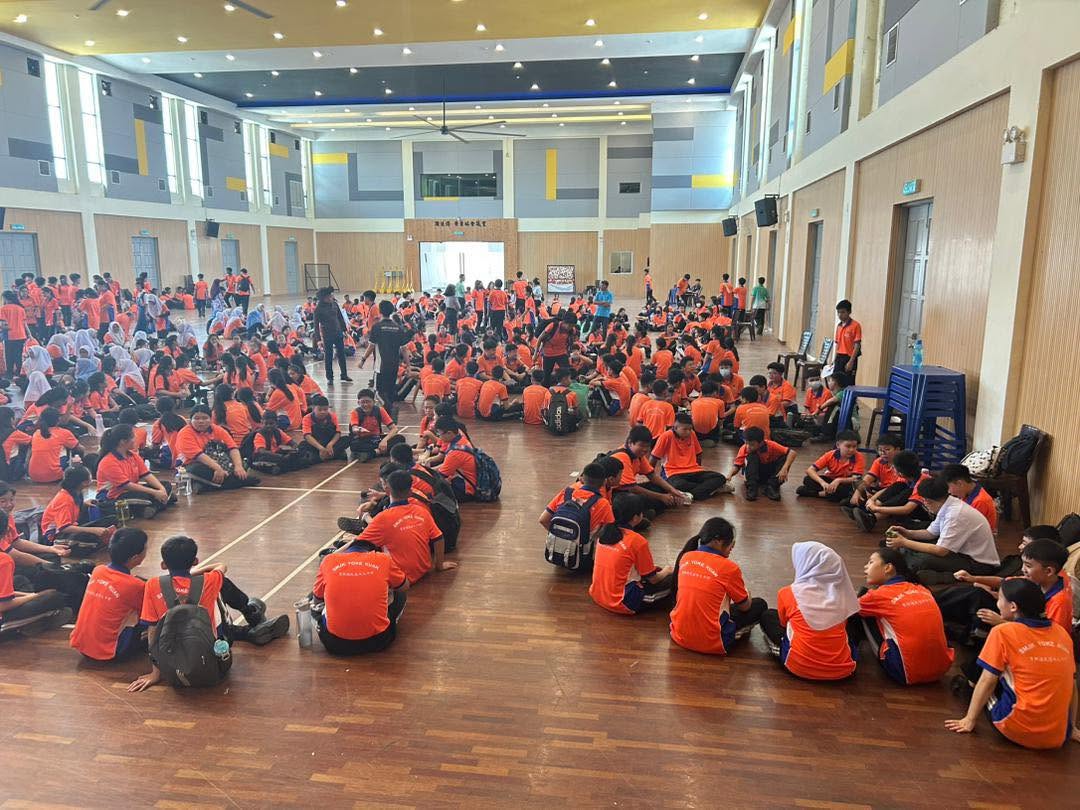 SMJK Yoke Kuan 13